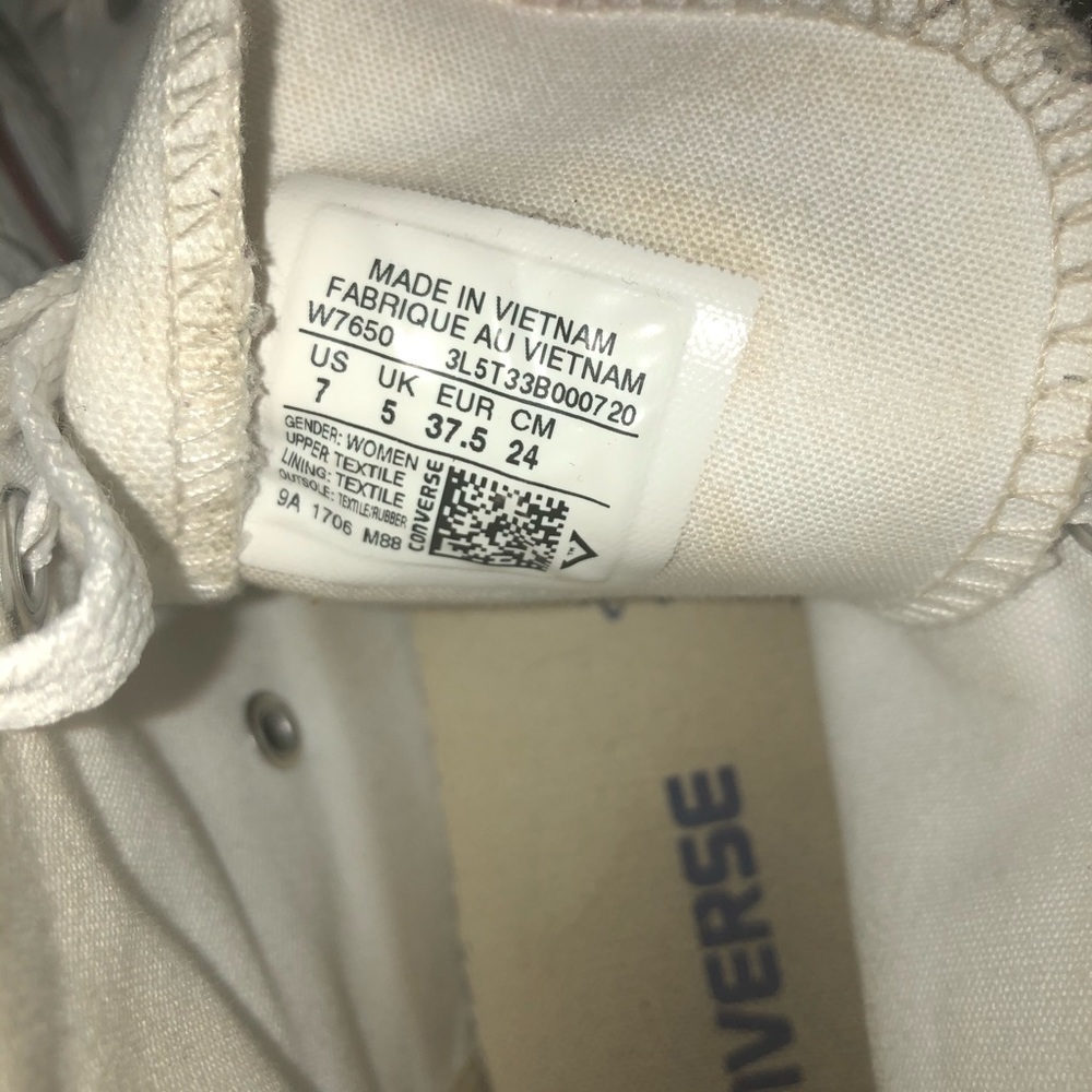 White High Top Converse lightly worn